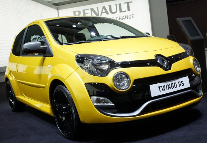 Στο stand της Renault στην Έκθεση της Φρανκφούρτης λανσαρίστηκε και η R.S. έκδοση του νέου Twingo.